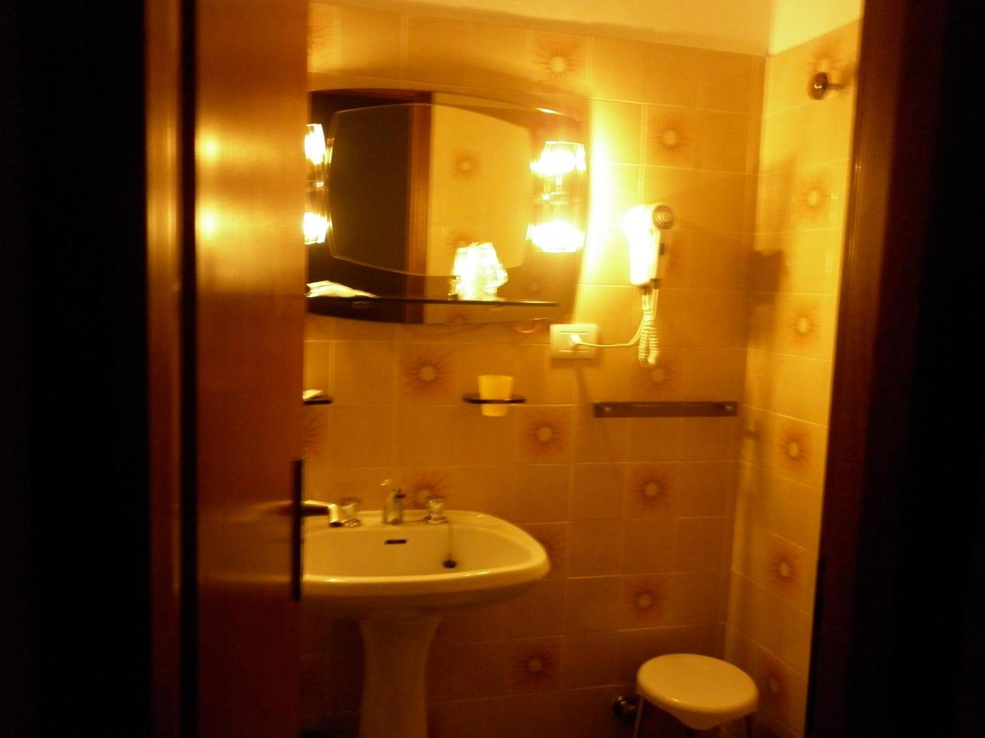 Hotel Cristina Tenno Room photo